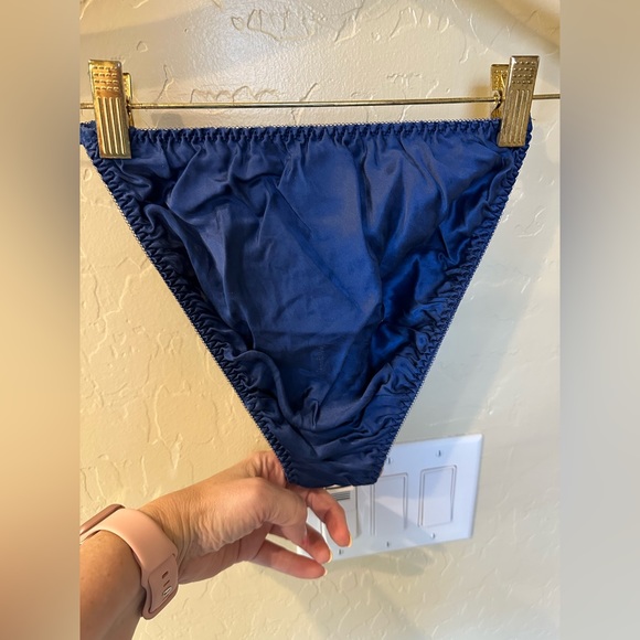 Victoria’s Secret Silk Chemise Gown Panty Set Royal Blue - Picture 6 of 7